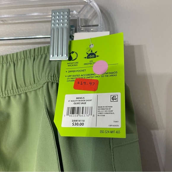 DSG Sage Green Shorts- Men’s Size Small - Picture 3 of 5